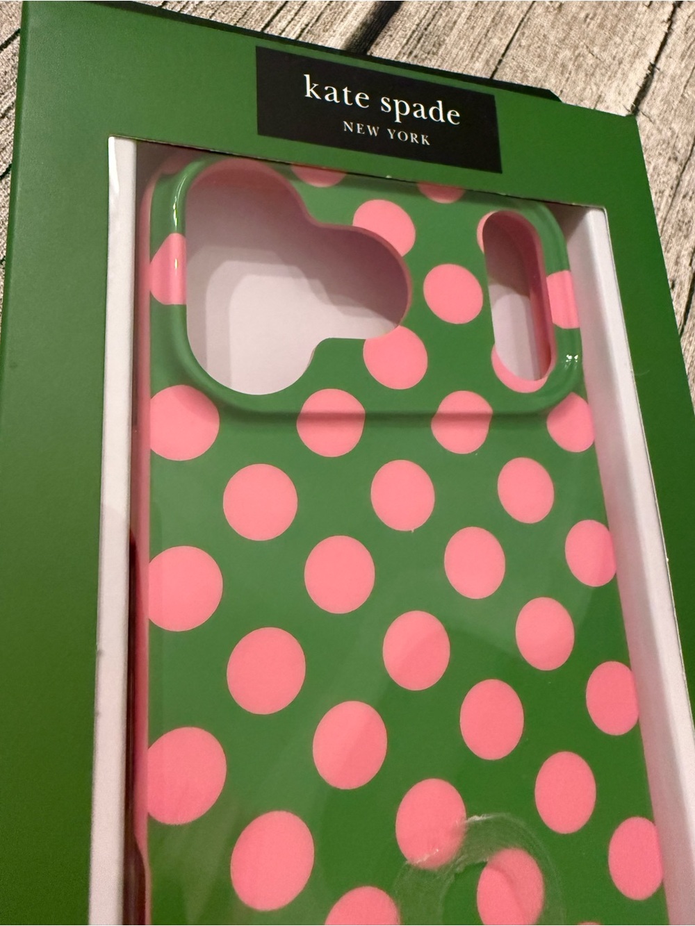 NWT! ♠️ kate spade wavy protective phone case for iPhone 17 Pro Max - MagSafe